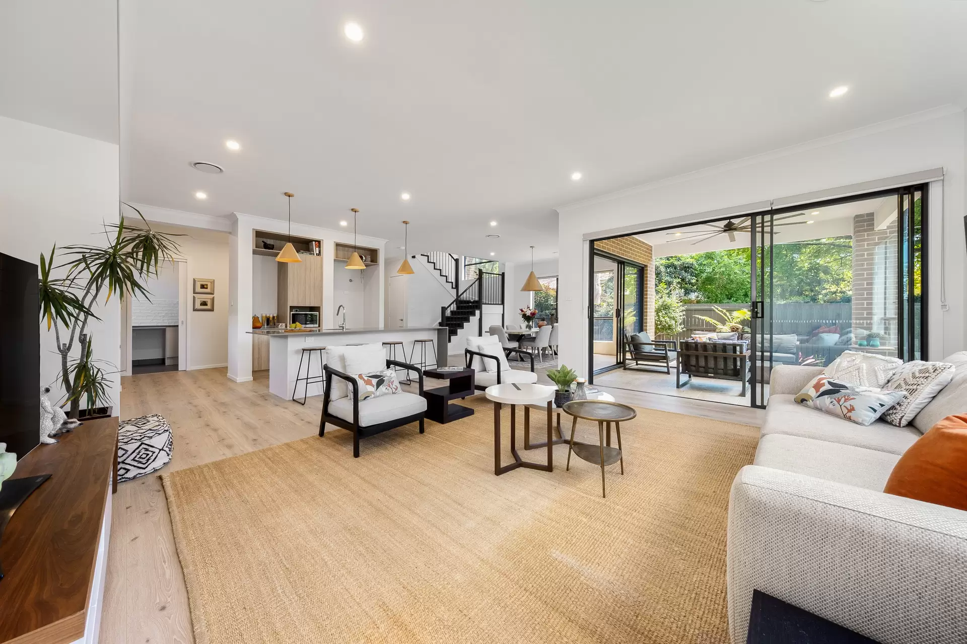 218 Kissing Point Road, Turramurra Sold by The Marshall Group - image 5