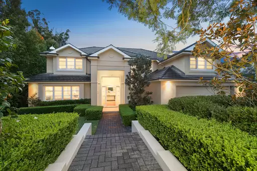 9 Surrey Road, Turramurra Sold by The Marshall Group