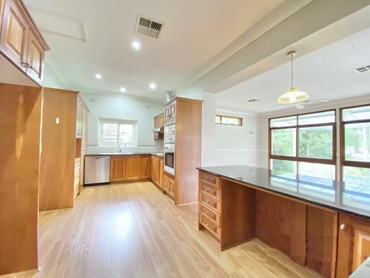 152 Burns Road, Turramurra Leased by The Marshall Group - image 5