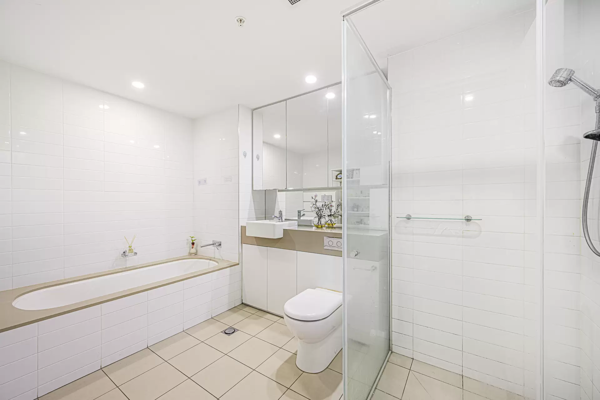 612/38C Albert Avenue, Chatswood Leased by The Marshall Group - image 4