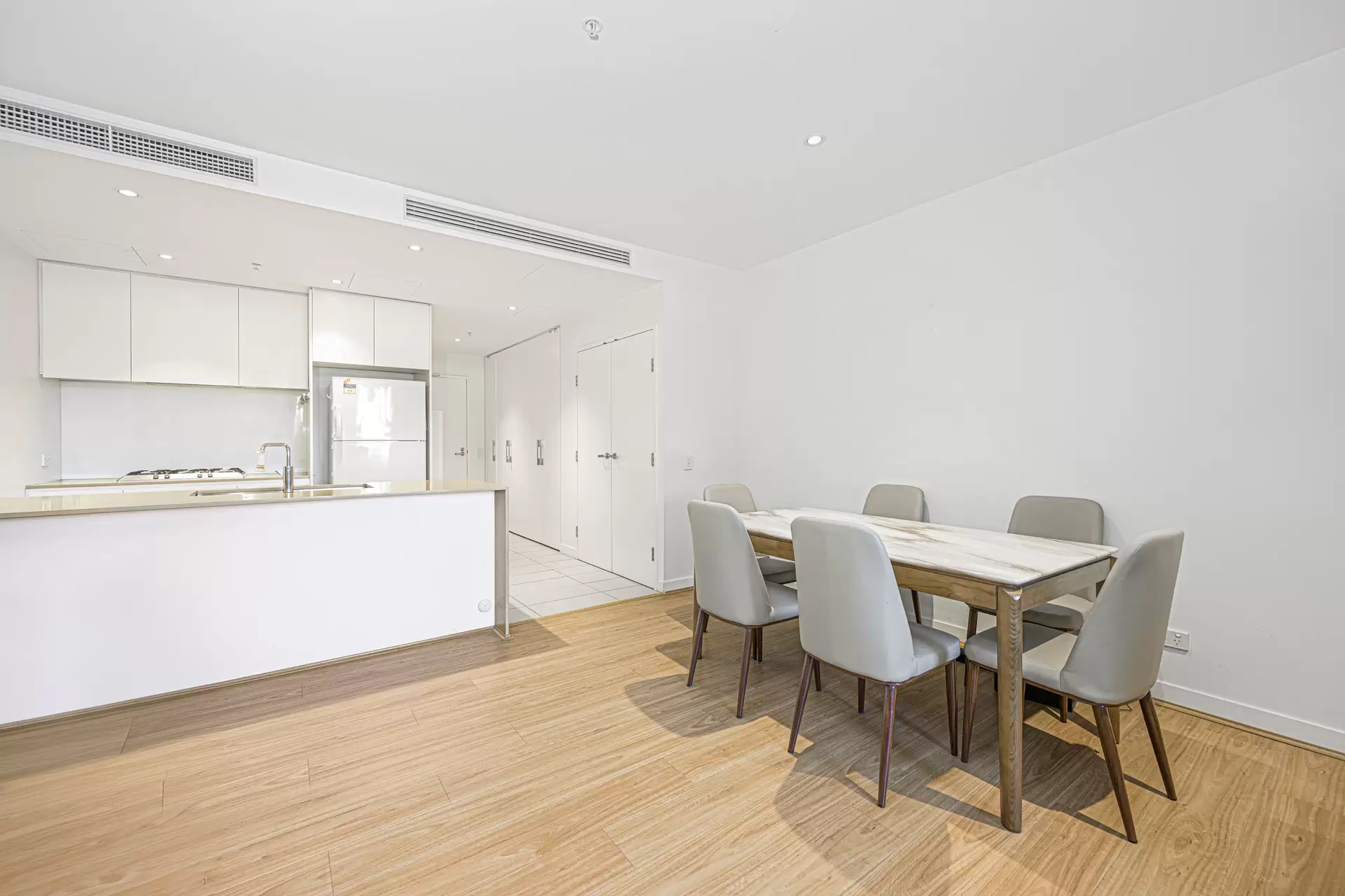 612/38C Albert Avenue, Chatswood Leased by The Marshall Group - image 1