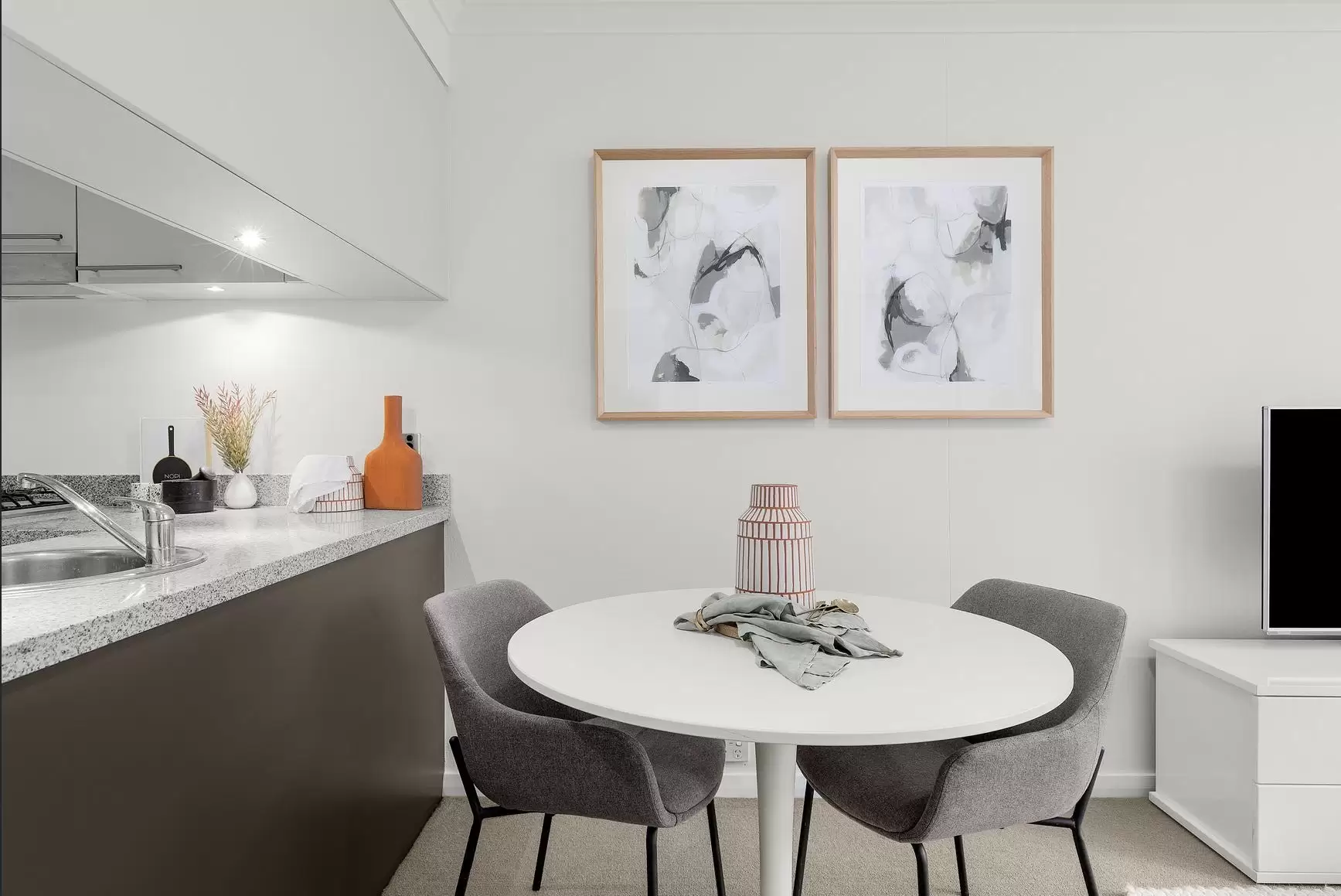 615/3 Herbert Street, St Leonards Leased by The Marshall Group - image 3