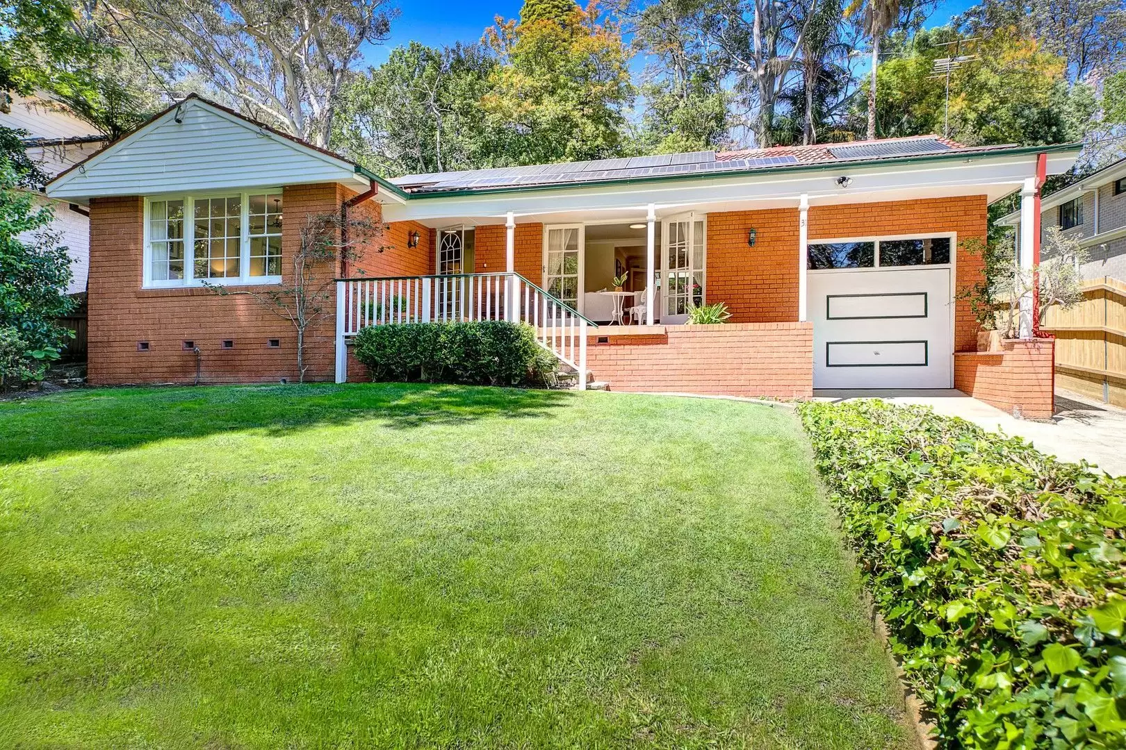 31 Cornwall Avenue, Turramurra Leased by The Marshall Group - image 1