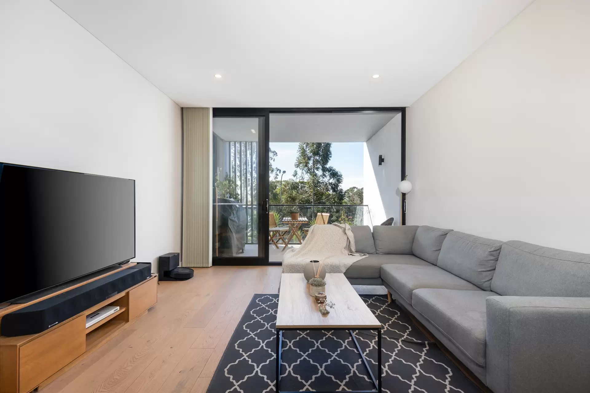 201/30 Henry Street, Gordon Sold by The Marshall Group - image 1