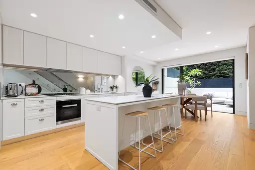 11/3 Wonga Wonga Street, Turramurra Sold by The Marshall Group