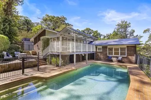 6 Oswald Close, Warrawee Sold by The Marshall Group