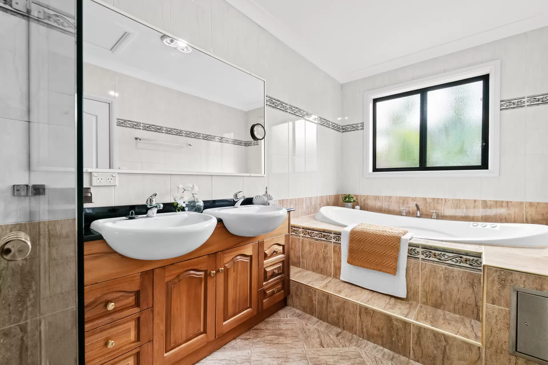 6 Cedar Grove, Frenchs Forest Sold by The Marshall Group - image 15