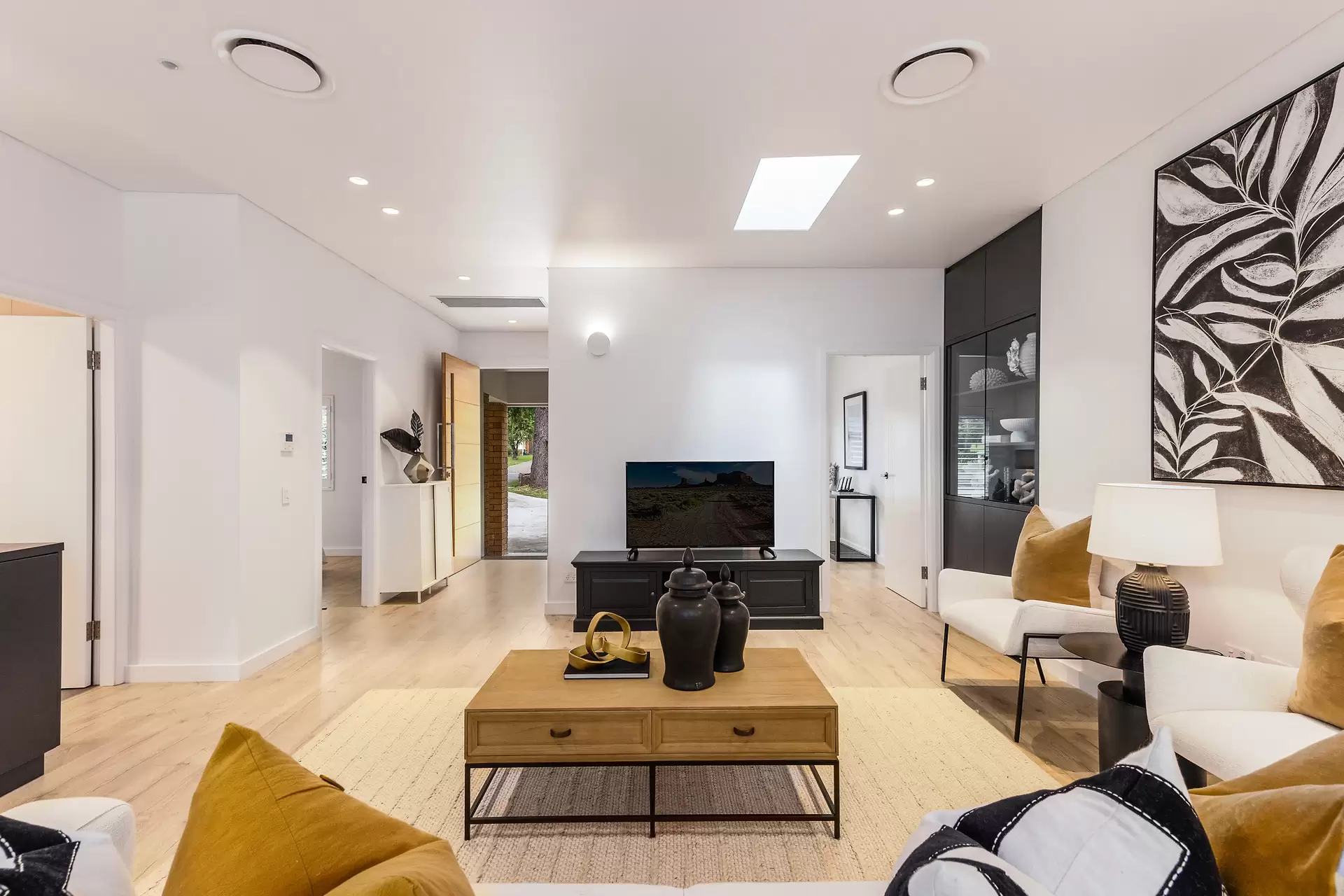 25 Kamilaroy Road, West Pymble Sold by The Marshall Group - image 3