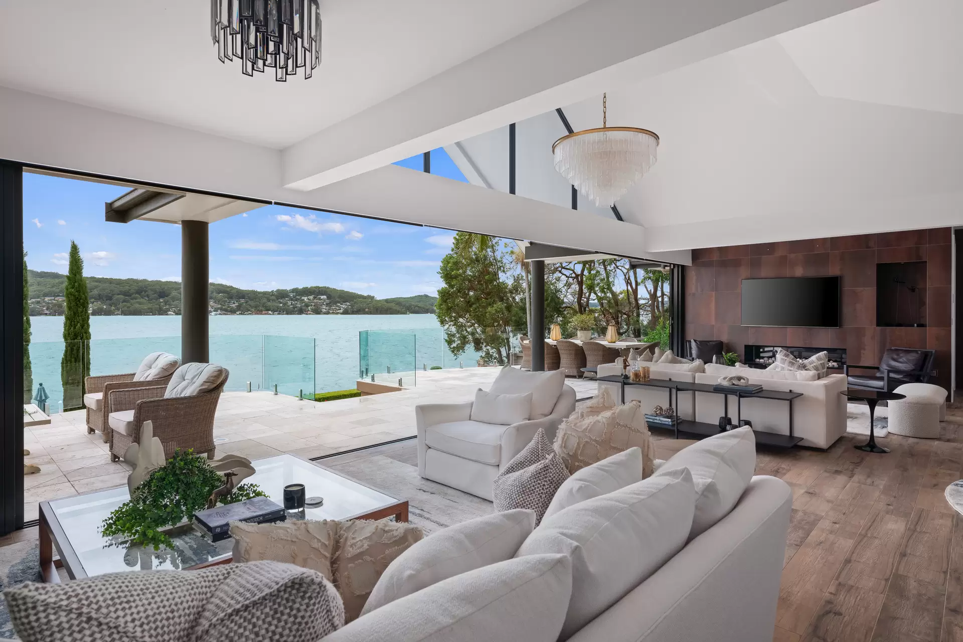 1 Albany Street, Point Frederick Sold by The Marshall Group - image 6