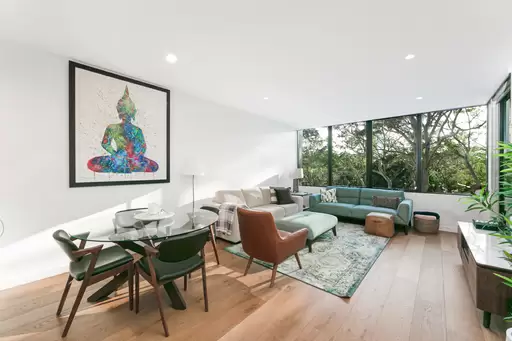 B905/1 Avon Road, Pymble Sold by The Marshall Group