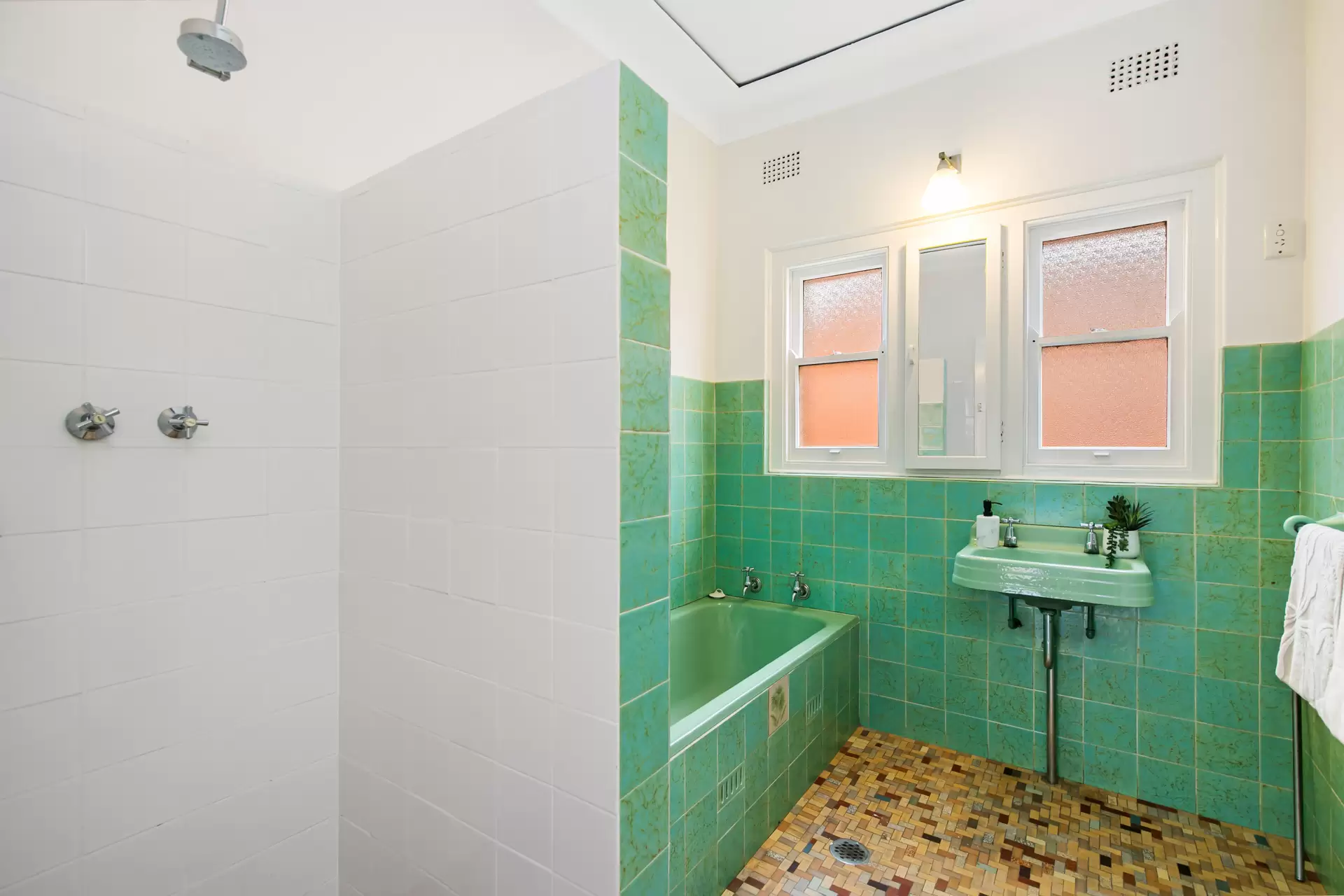 42 Myra Street, Wahroonga Sold by The Marshall Group - image 5