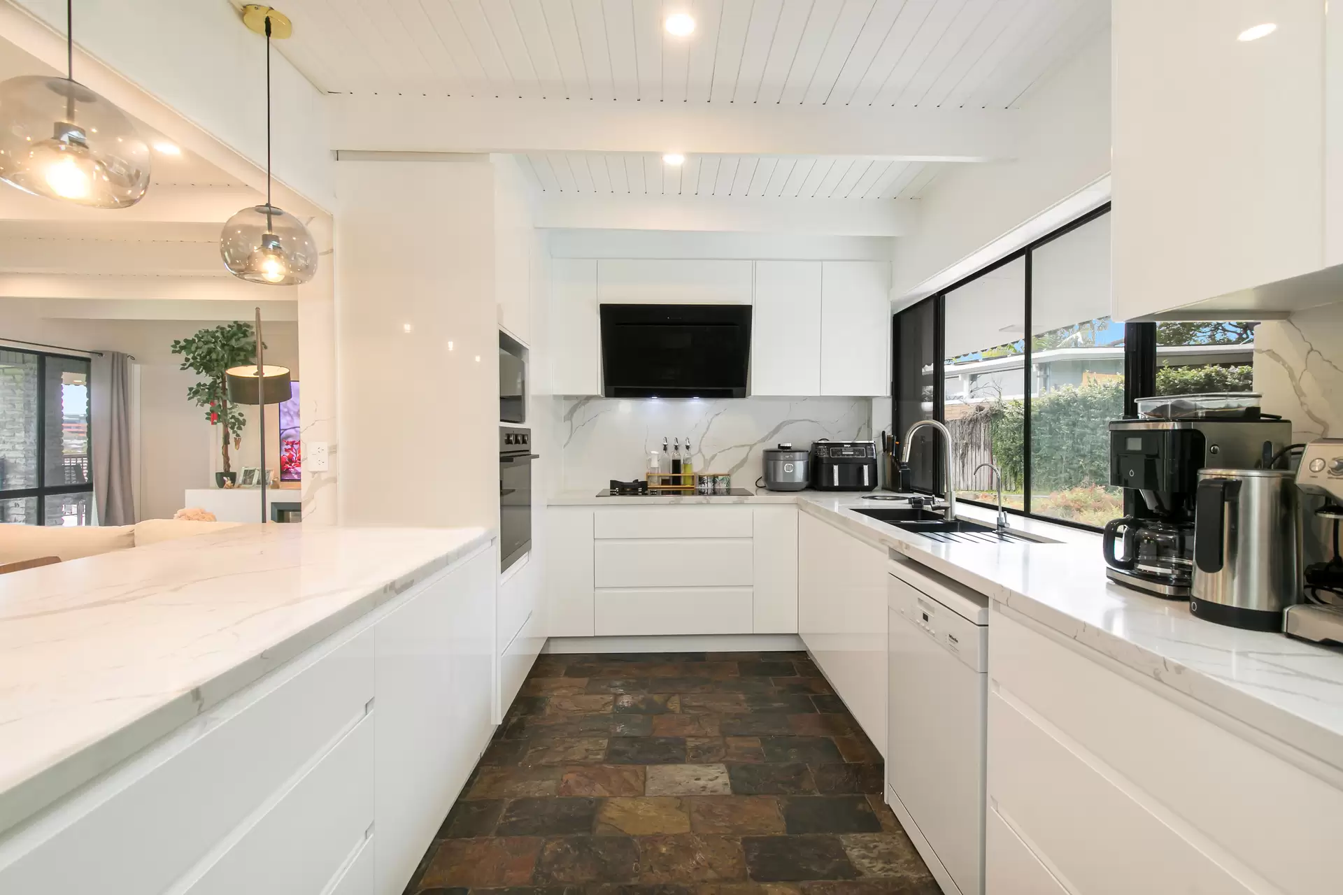 14 Forrest Avenue, Wahroonga Sold by The Marshall Group - image 6