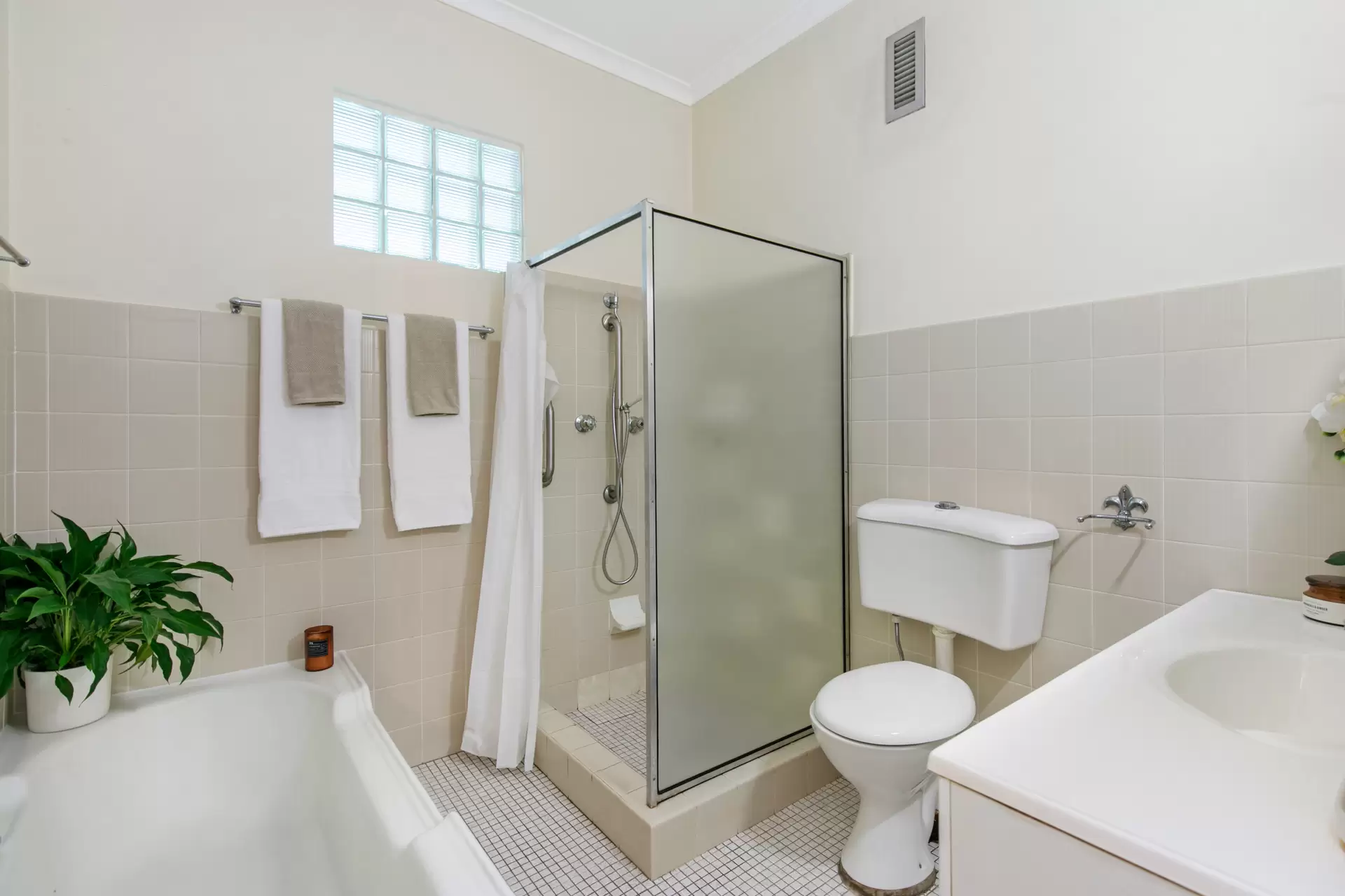 13/6 Coonanbarra Road, Wahroonga Sold by The Marshall Group - image 4