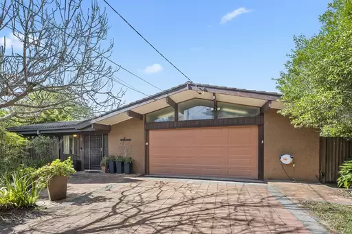 5 Tambu Street, St Ives Sold by The Marshall Group