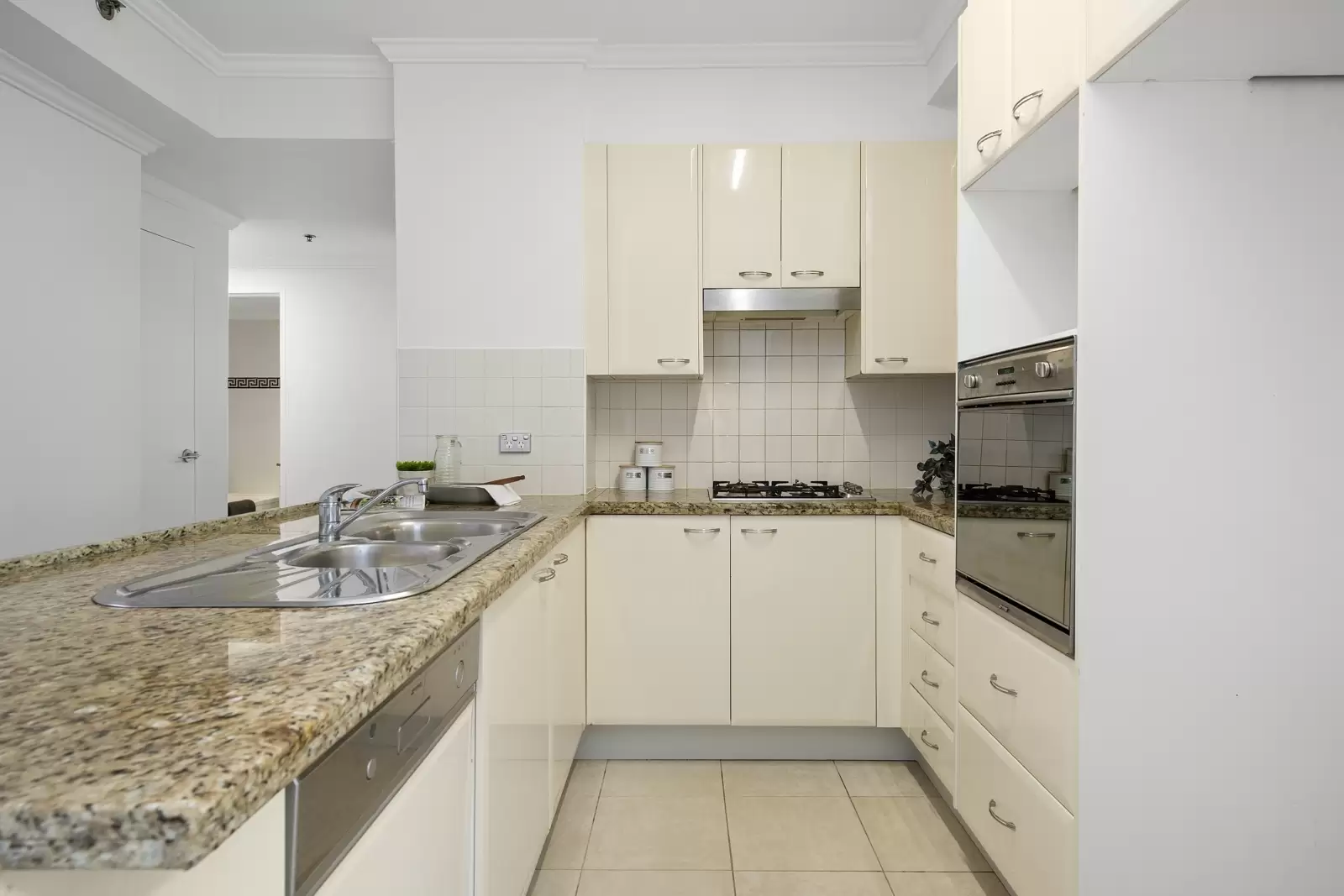 193/14 Brown Street, Chatswood Sold by The Marshall Group - image 6