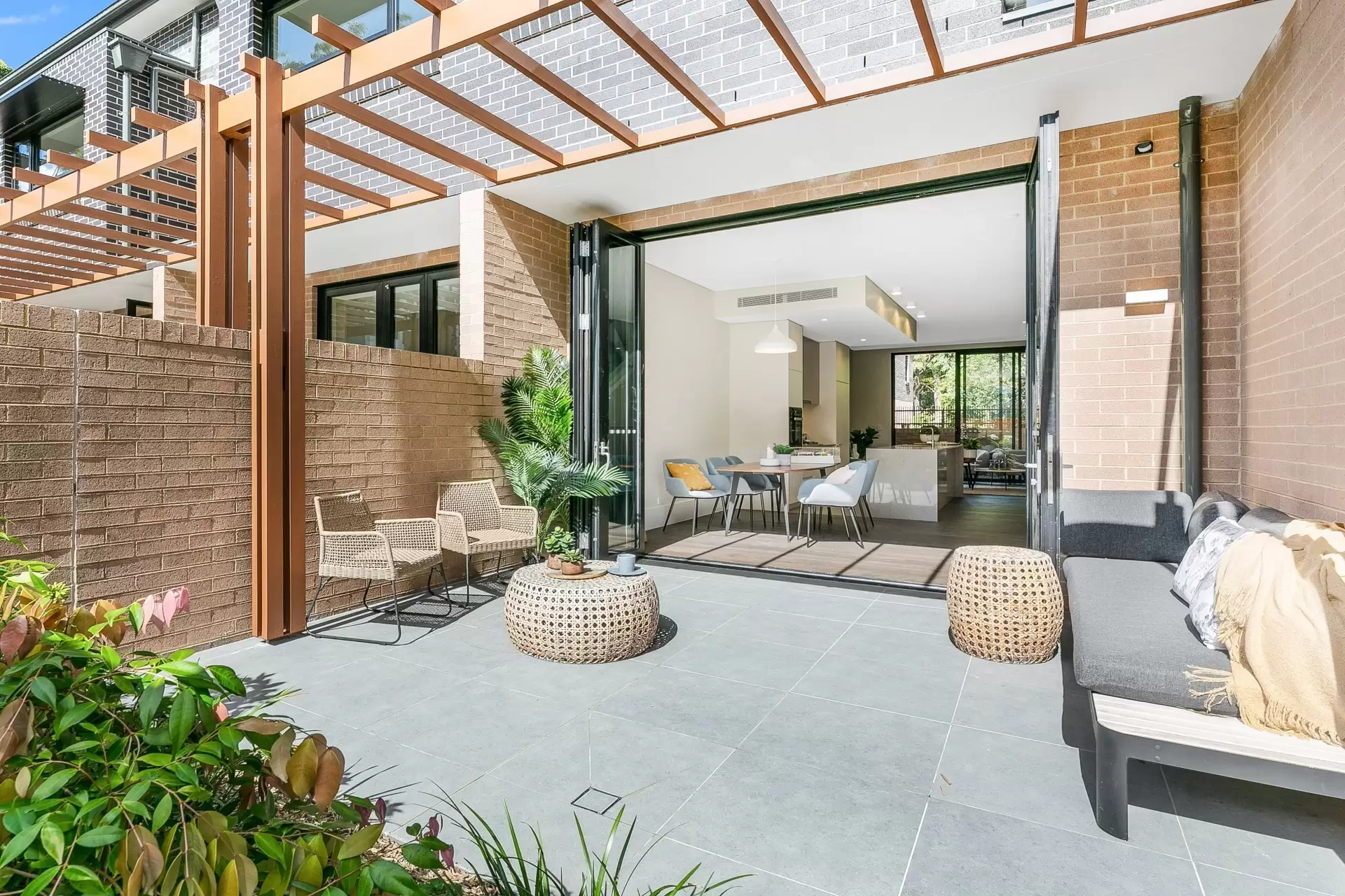 7/38-40 Mcintyre Street, Gordon Sold by The Marshall Group - image 1