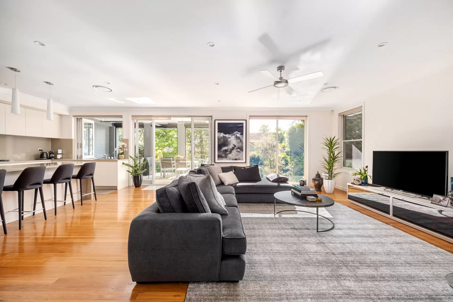 8 Reely Street, Pymble Sold by The Marshall Group - image 2