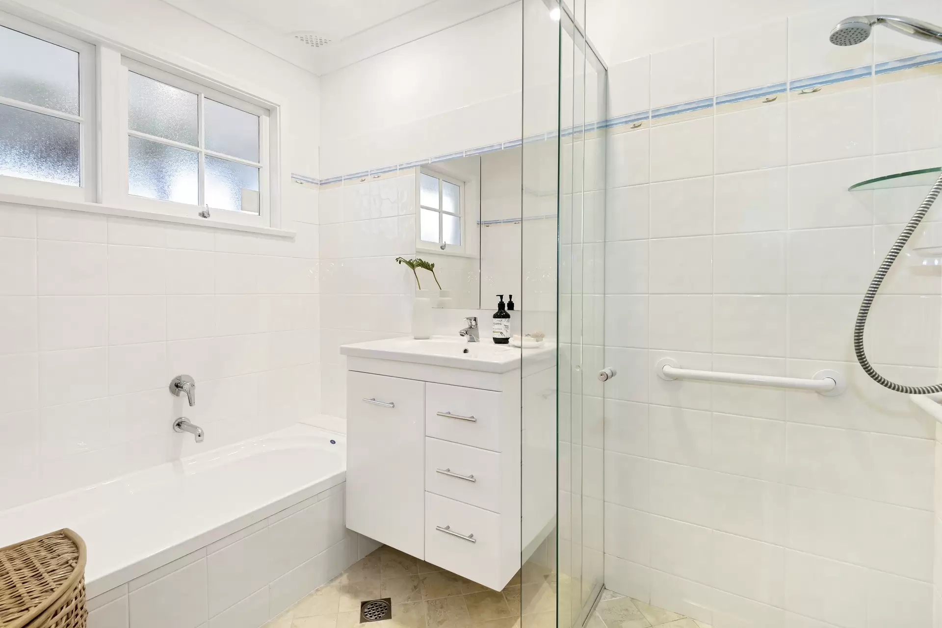 28 Cashel Crescent, Killarney Heights Sold by The Marshall Group - image 8