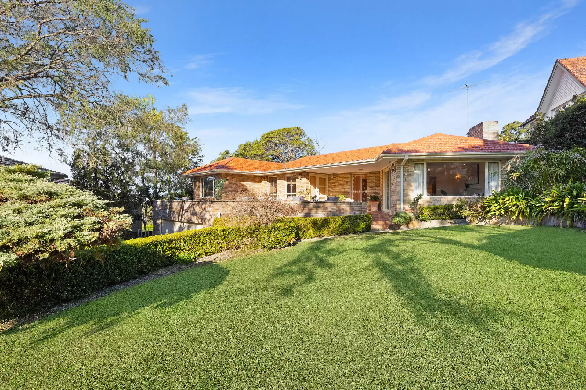 9 The Crest, Killara Sold by The Marshall Group - image 1