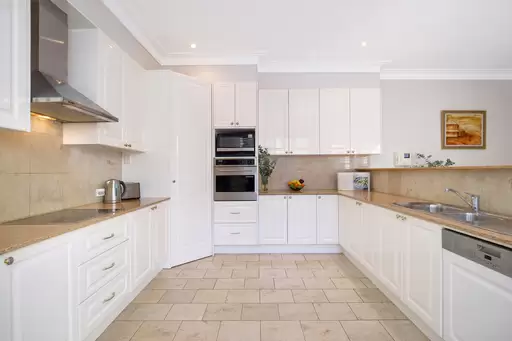 5/23-25 Dumaresq Street, Gordon Sold by The Marshall Group