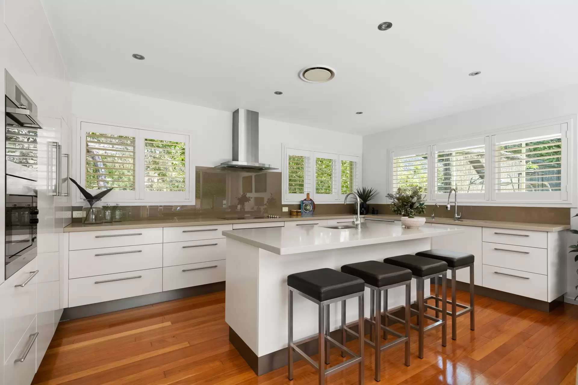 10 Illeroy Avenue, Killara Sold by The Marshall Group - image 2