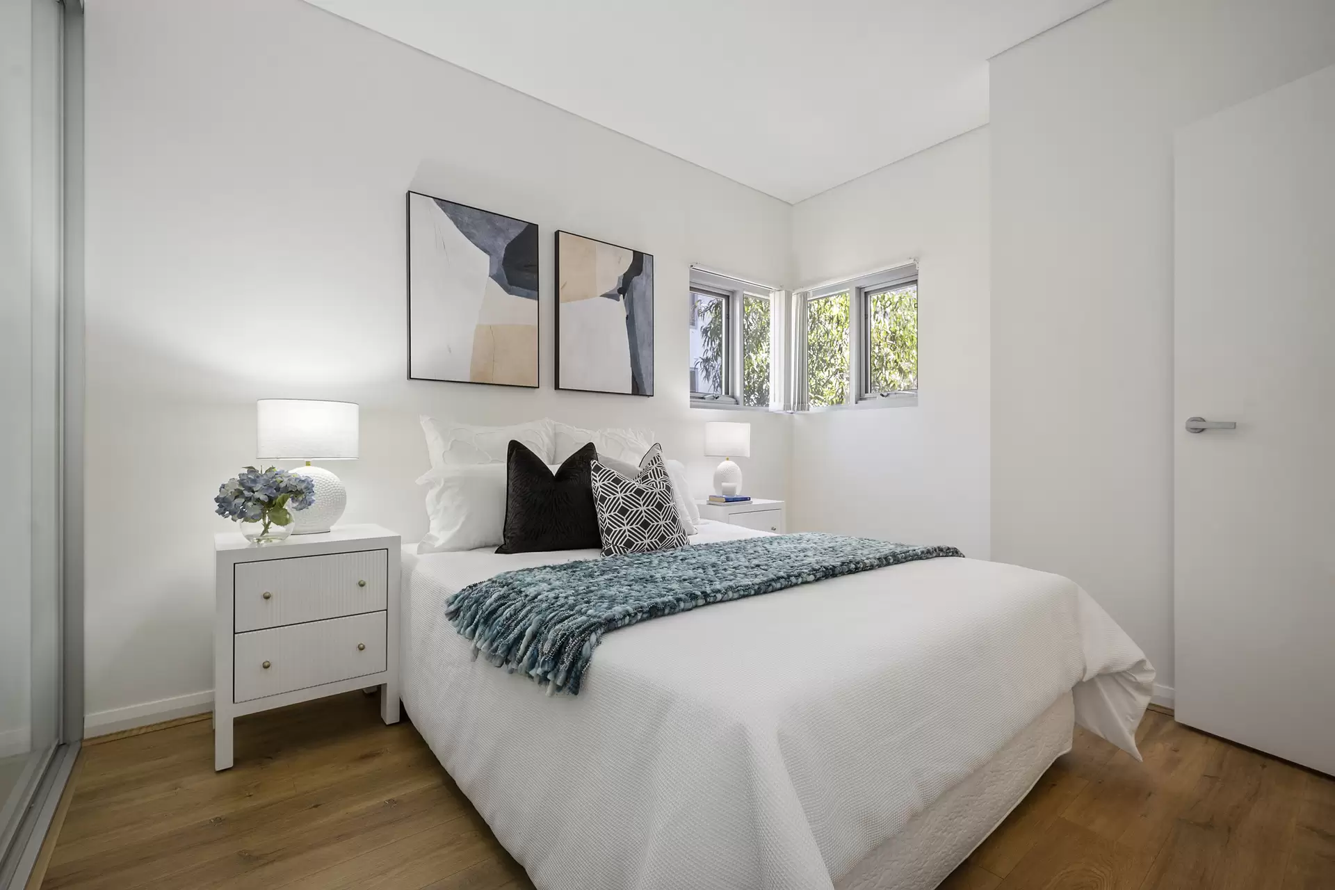 A216/17-23 Merriwa Street, Gordon Sold by The Marshall Group - image 5
