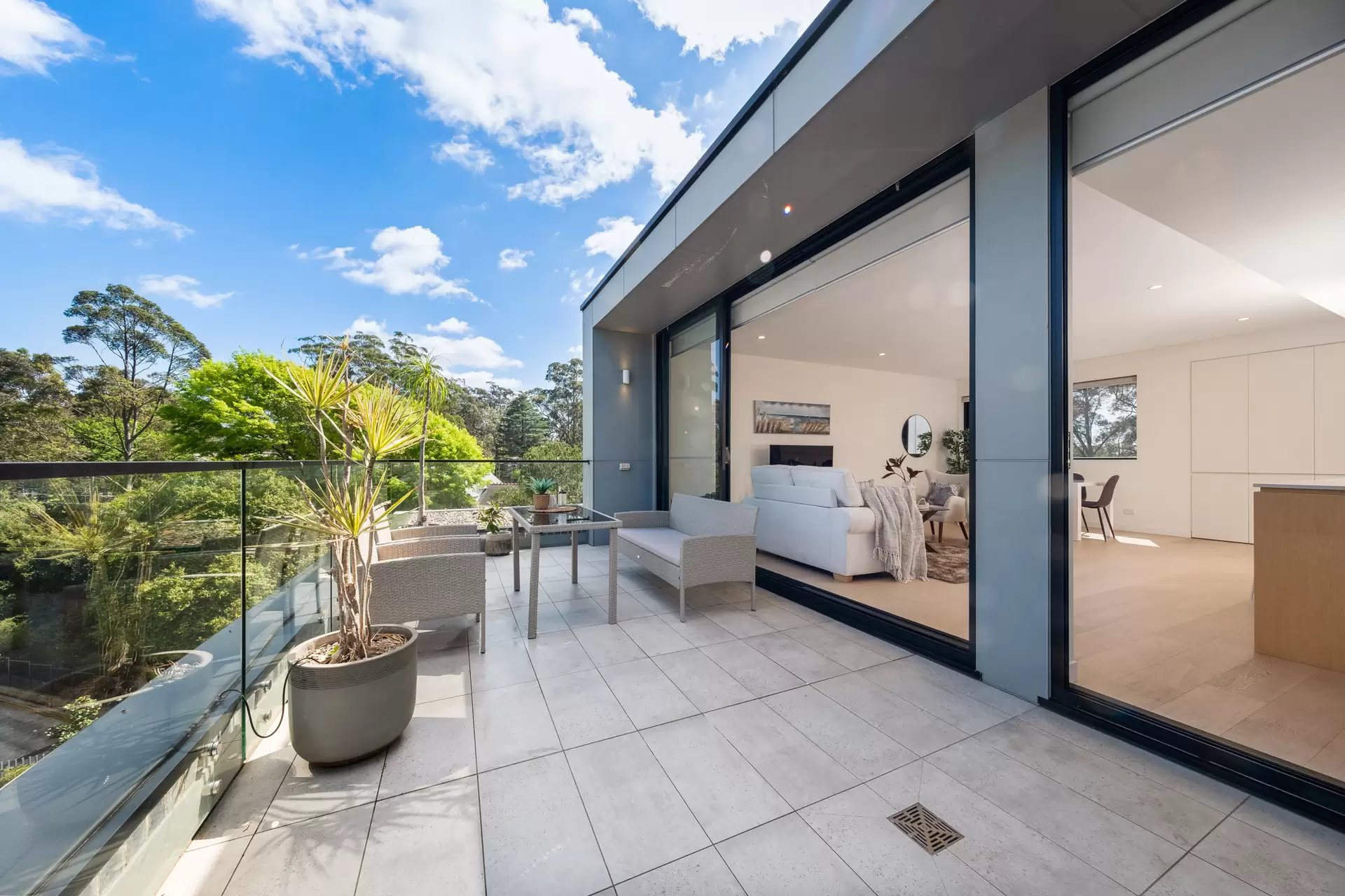 72/1 Womerah Street, Turramurra Sold by The Marshall Group - image 1