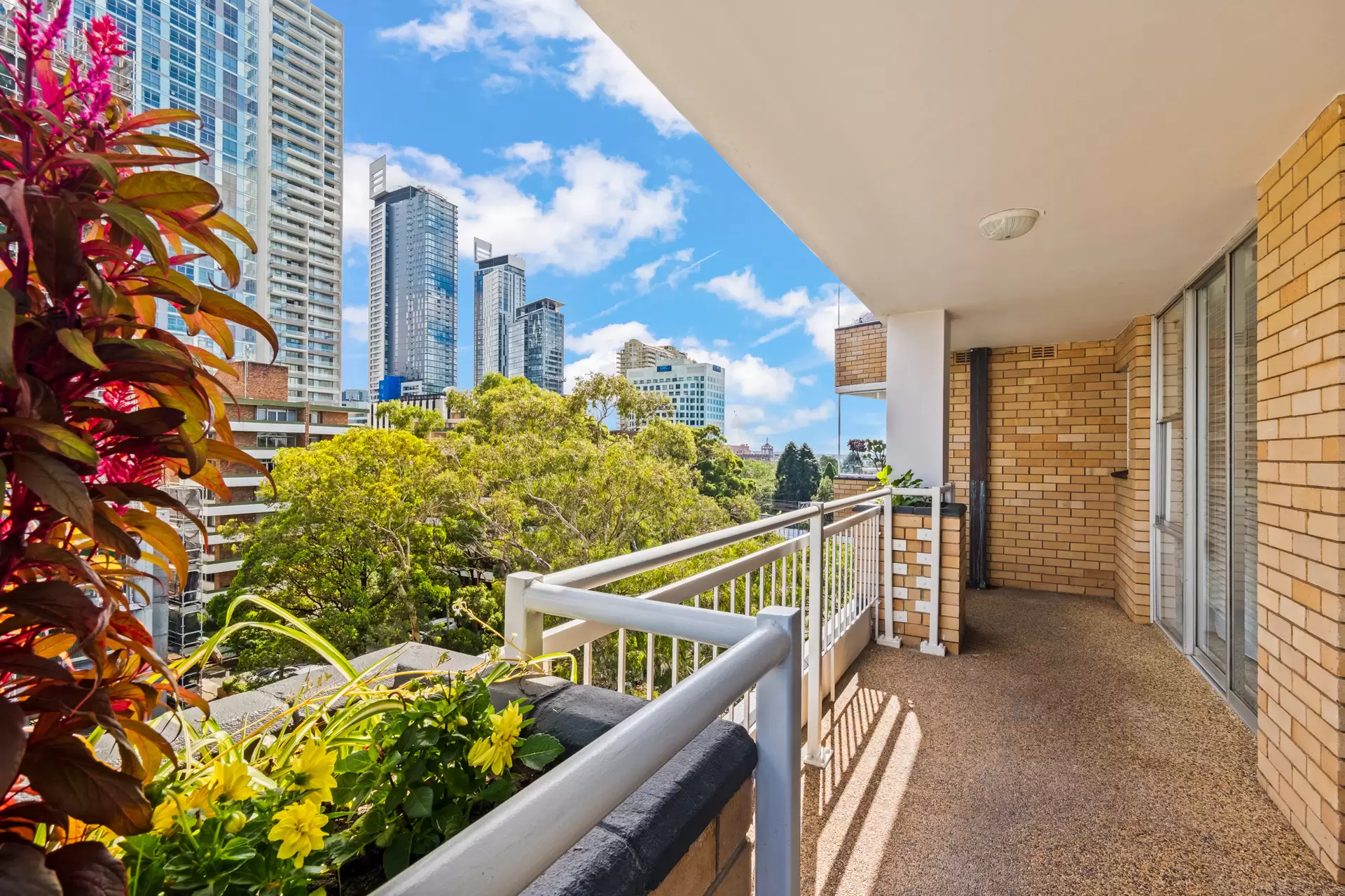 33/8-14 Ellis Street, Chatswood Sold by The Marshall Group - image 1