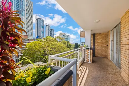 33/8-14 Ellis Street, Chatswood Sold by The Marshall Group