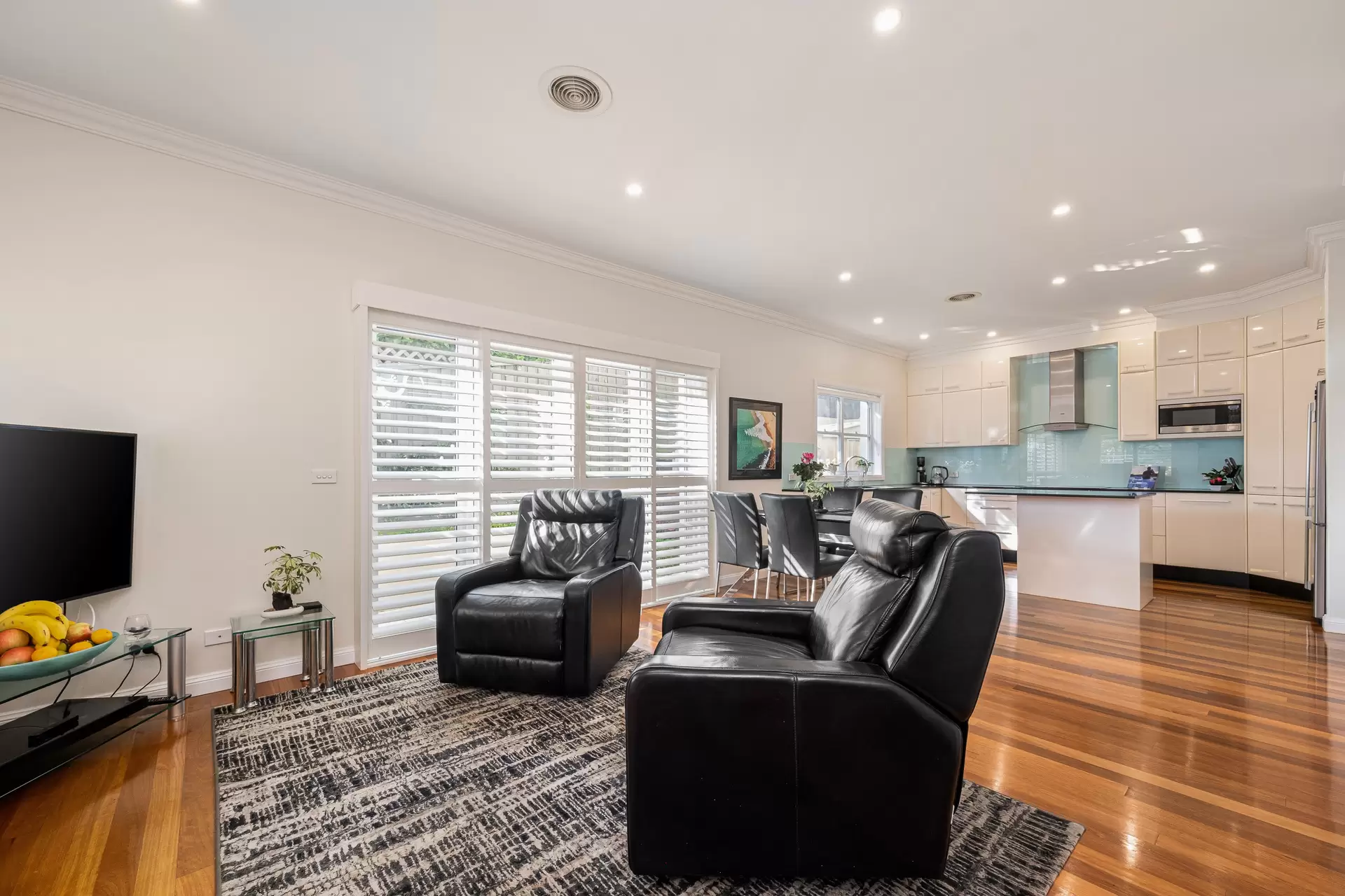1 Valley Park Crescent, Turramurra Sold by The Marshall Group - image 4