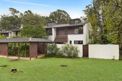 10/61-63 Werona Avenue, Gordon Sold by The Marshall Group