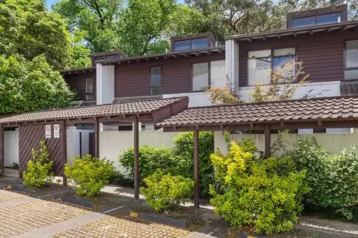 4/61-63 Werona Avenue, Gordon Sold by The Marshall Group