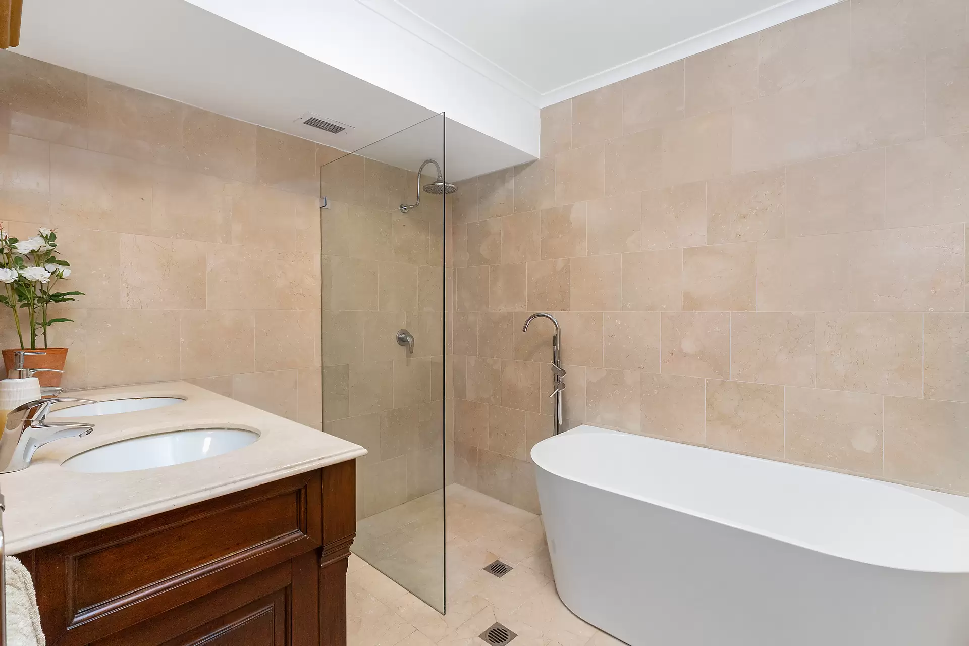 11/567 Pacific Highway, Killara Sold by The Marshall Group - image 5