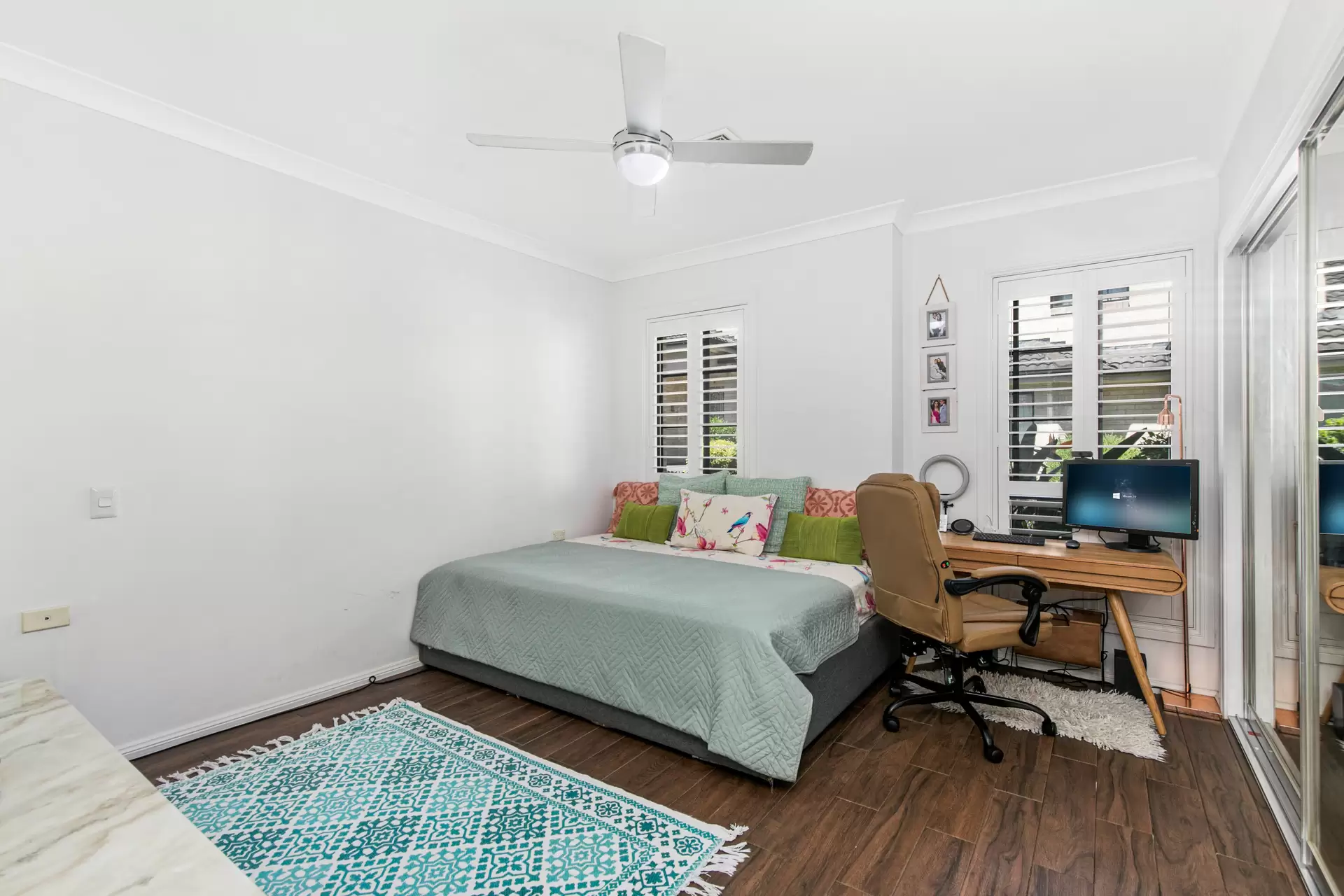 2/20-22 Palmerston Road, Waitara Sold by The Marshall Group - image 5