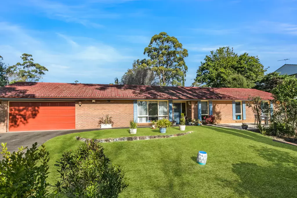16 Page Avenue, Wahroonga Sold by The Marshall Group