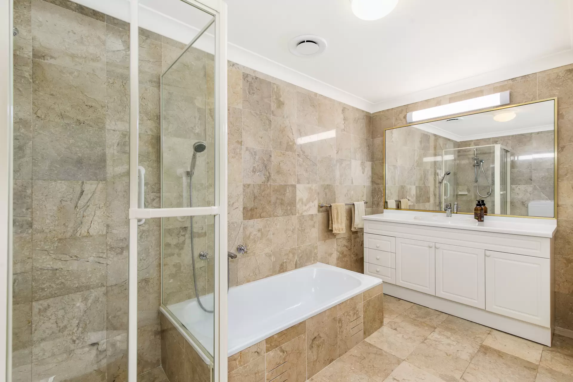 16/132 Junction Lane, Wahroonga Sold by The Marshall Group - image 6