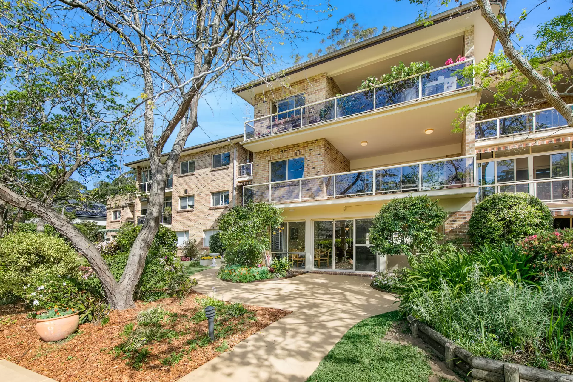 16/132 Junction Lane, Wahroonga Sold by The Marshall Group - image 1