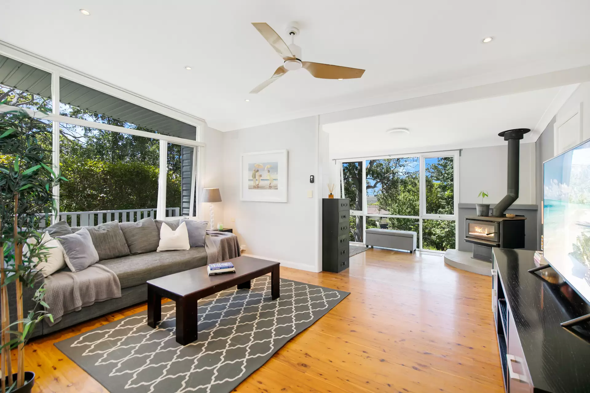 7 Chunooma Road, Wahroonga Sold by The Marshall Group - image 2