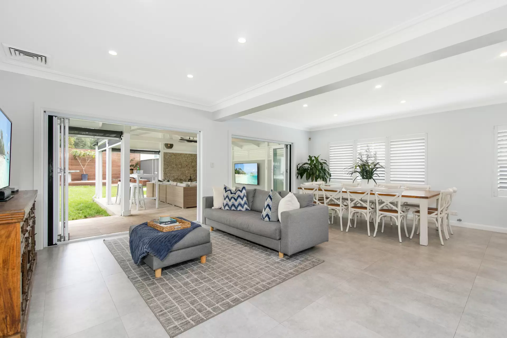 1 Bunyana Avenue, Wahroonga Sold by The Marshall Group - image 3
