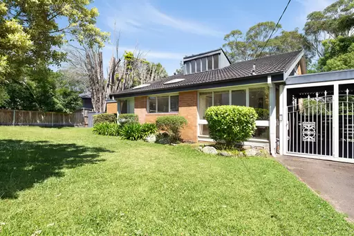 4 Warrimoo Avenue, St Ives Sold by The Marshall Group