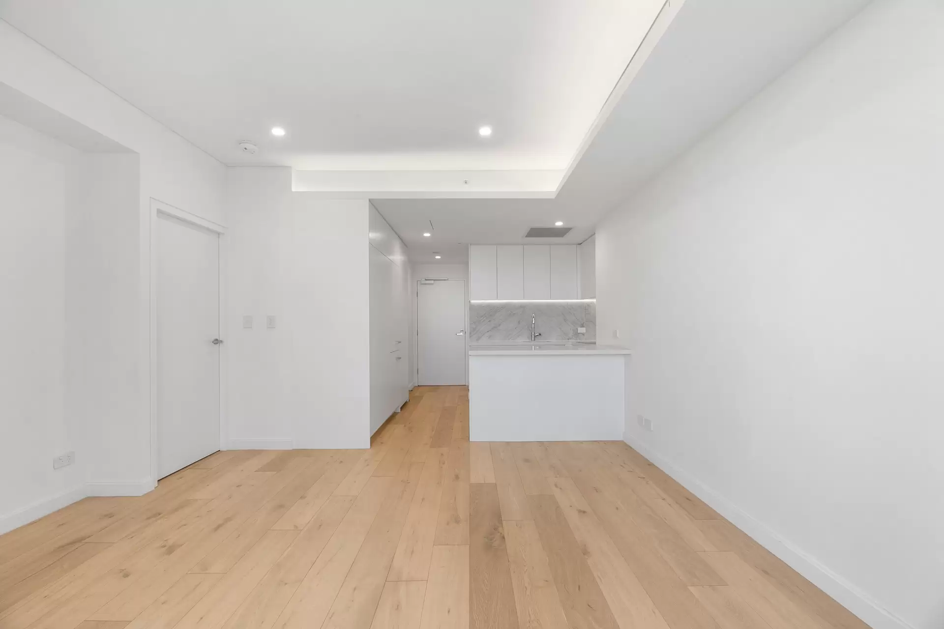 1302/231 Miller Street, North Sydney Leased by The Marshall Group - image 5