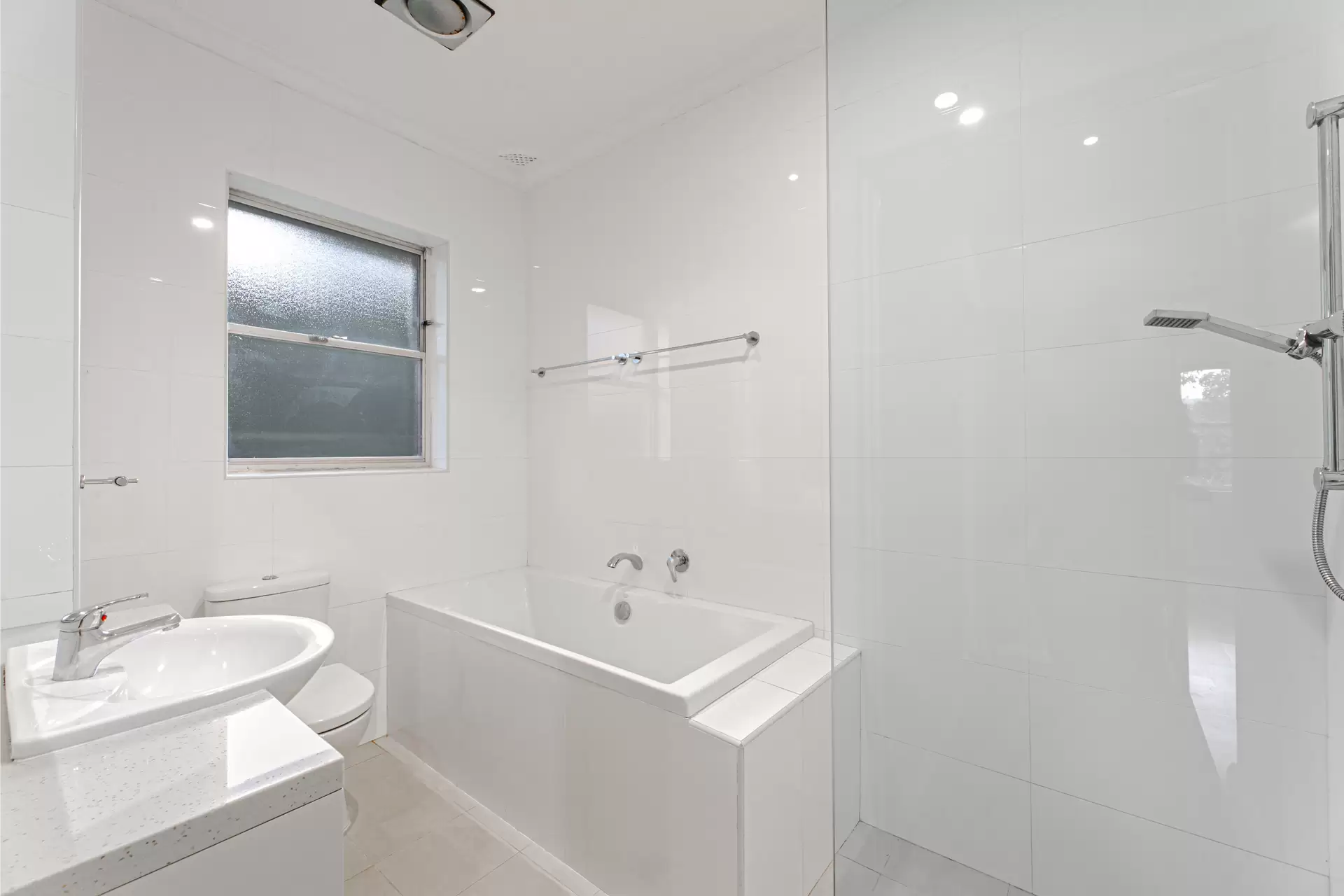 8/31 Lorne Avenue, Killara Leased by The Marshall Group - image 3