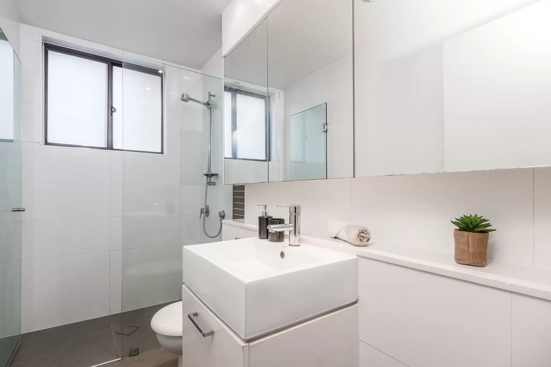 37/1-3 Munderah Street, Wahroonga Leased by The Marshall Group - image 11
