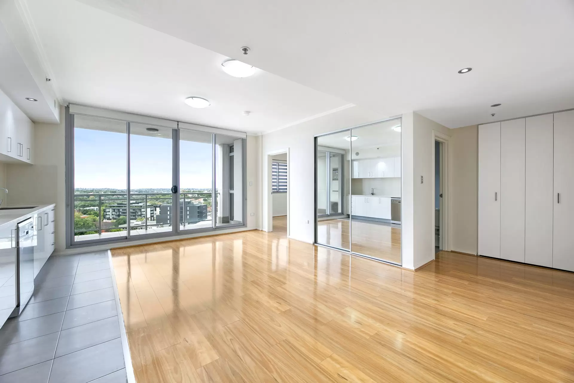 62/545 Pacific Highway, St Leonards Leased by The Marshall Group - image 1