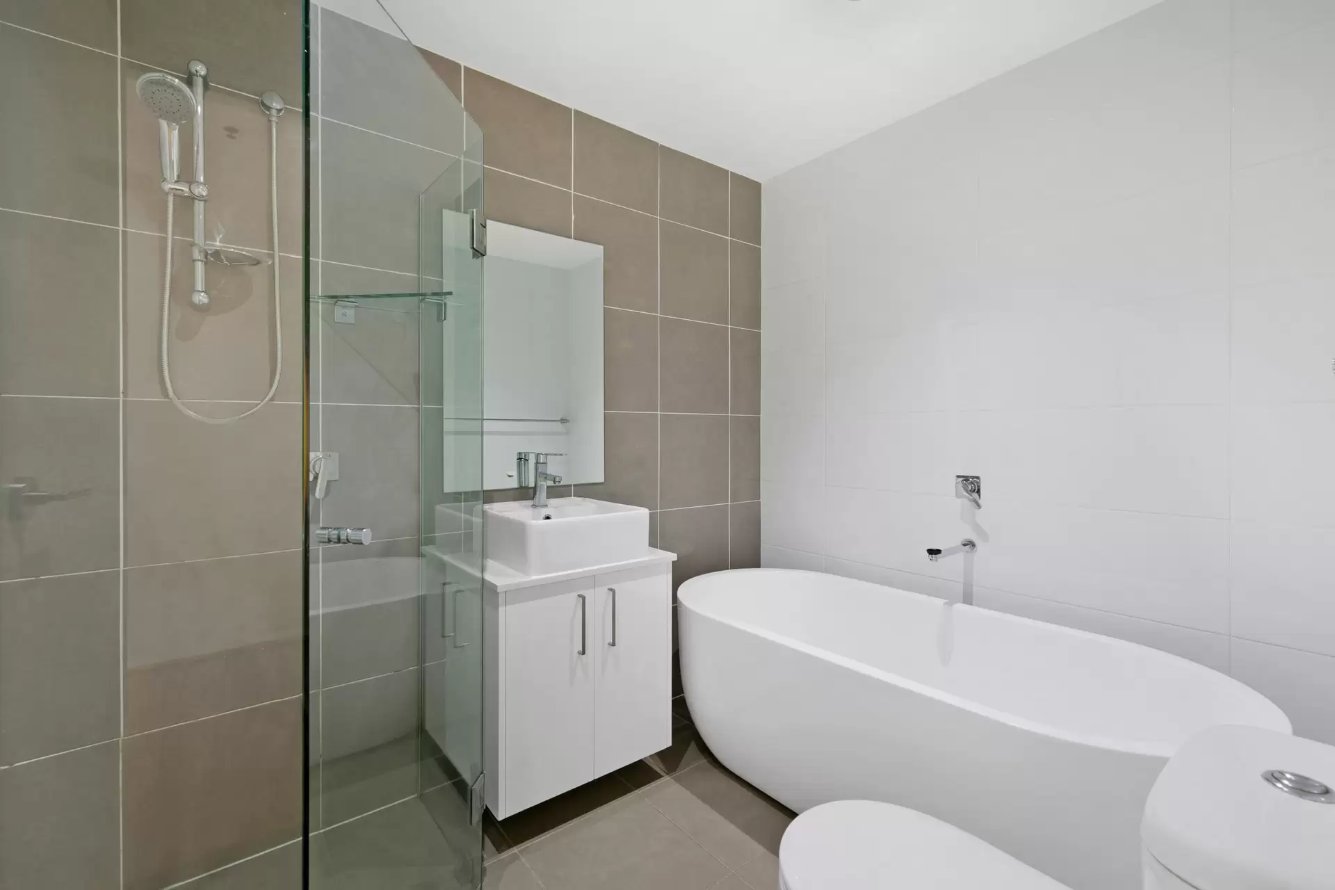 62/545 Pacific Highway, St Leonards Leased by The Marshall Group - image 3