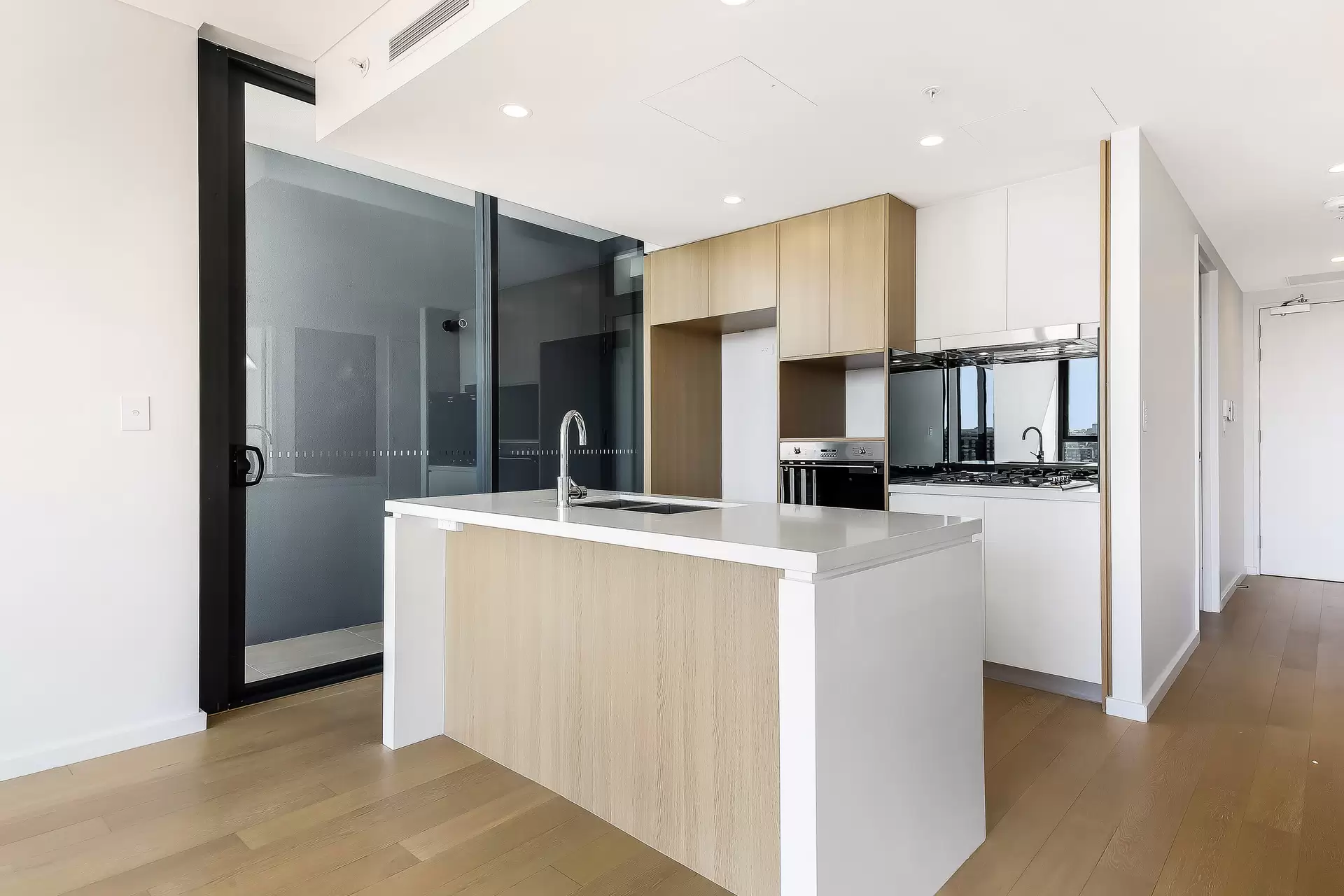 A1407/25 Geddes Avenue, Zetland Leased by The Marshall Group - image 3