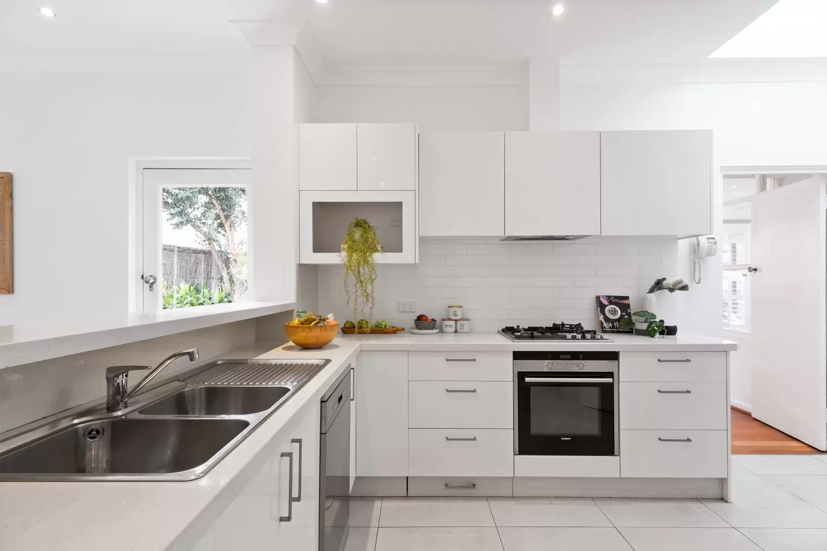 90 Merrivale Lane, Turramurra Leased by The Marshall Group - image 5