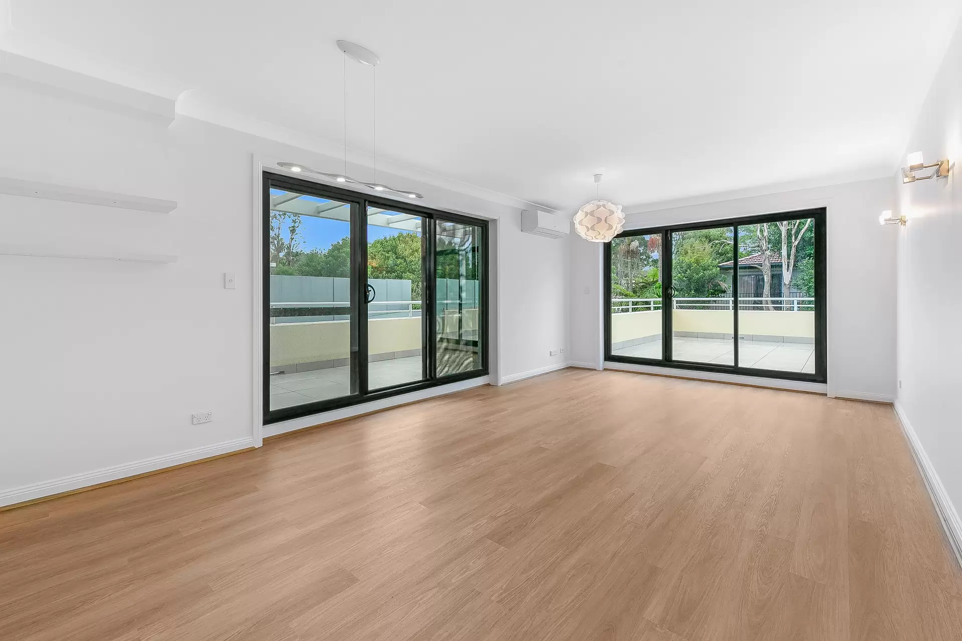 17/552-554 Pacific Highway, Chatswood Leased by The Marshall Group - image 1