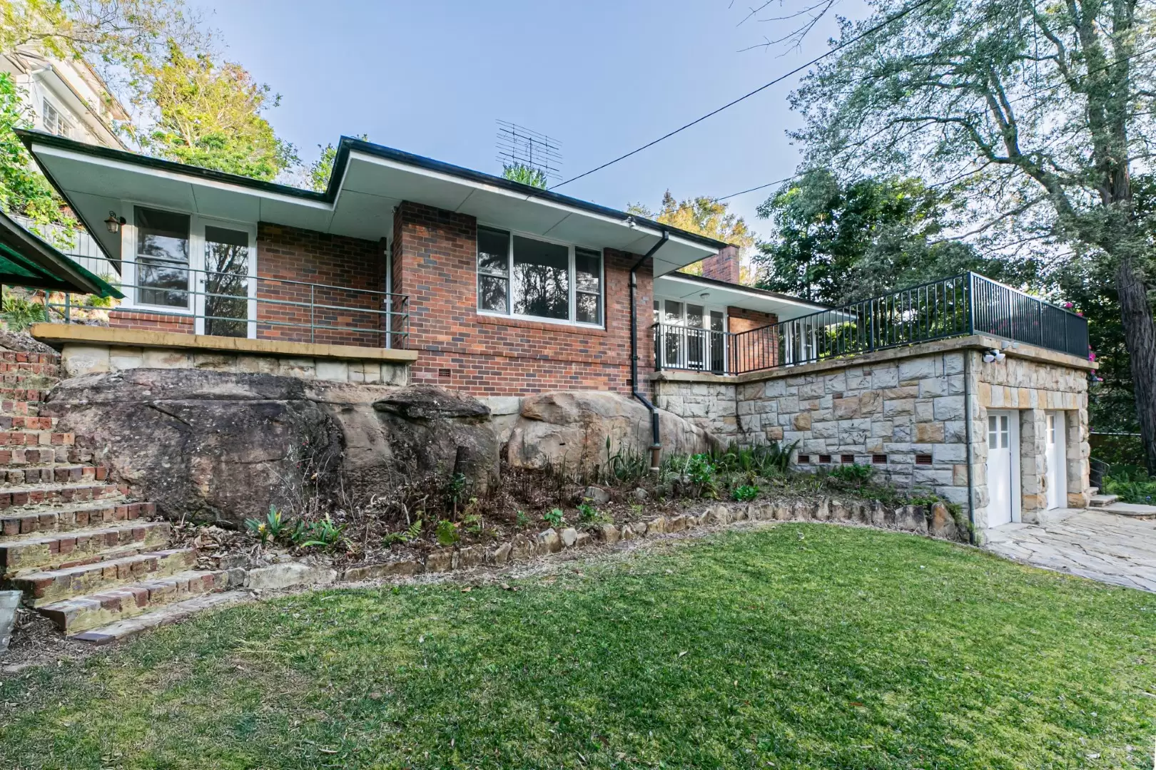 41 Illeroy Avenue, Killara Leased by The Marshall Group - image 1