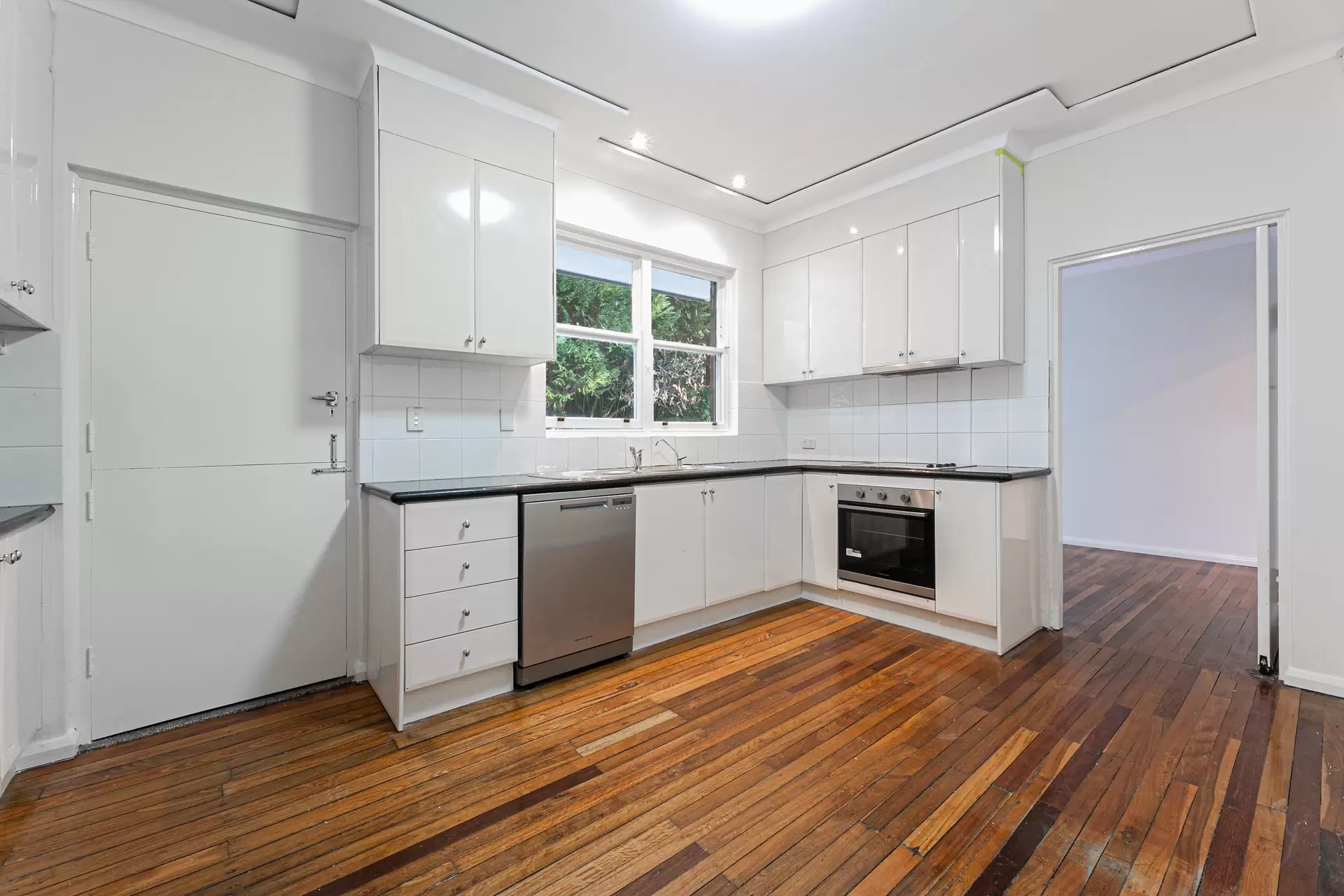 41 Illeroy Avenue, Killara Leased by The Marshall Group - image 2